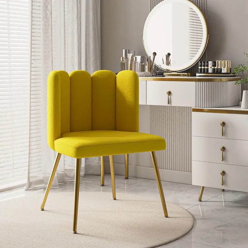 Sedia laterale trapuntata in velluto con gambe in metallo dorato, sedile singolo, 16 colori