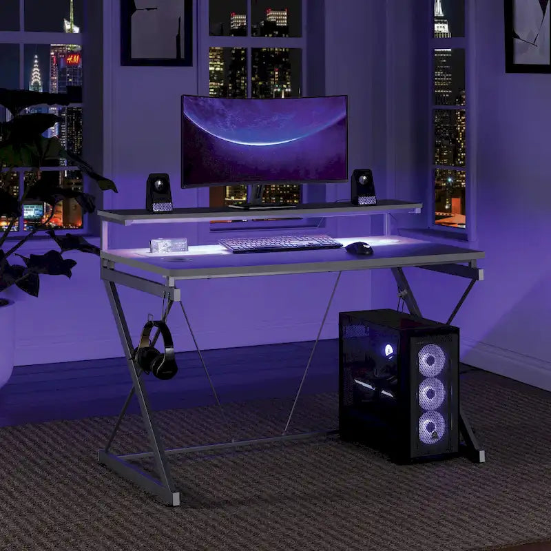 Scrivania da Gaming con Luci LED RGB – Nero / Bianco / Viola / Rosa, Utente Singolo