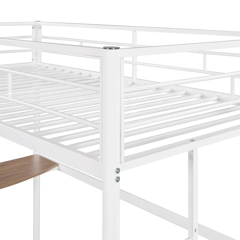 Letto a castello in metallo bianco metallizzato con scrivania, scaletta e doghe, due posti letto