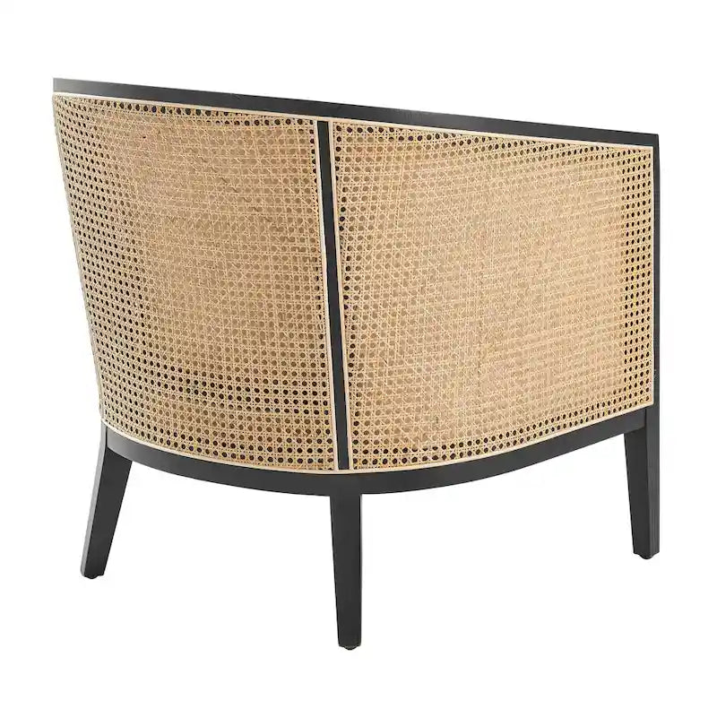 Poltrona di design in lino naturale con schienale curvo e struttura in rattan, seduta singola