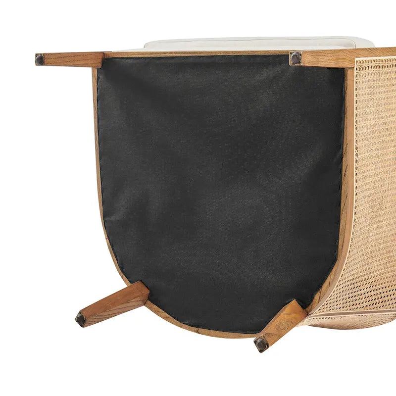 Poltrona di design in lino naturale con schienale curvo e struttura in rattan, seduta singola